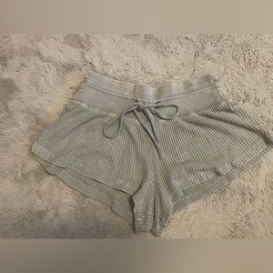 These shorts are a size US M from forever 21